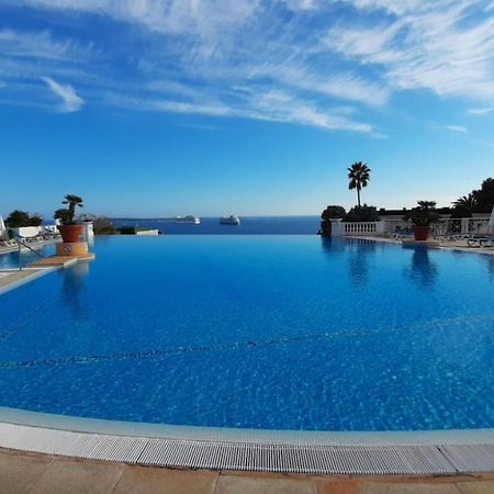 Cannes & More Bagian luar foto